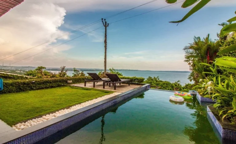 Beach-Facing Villas